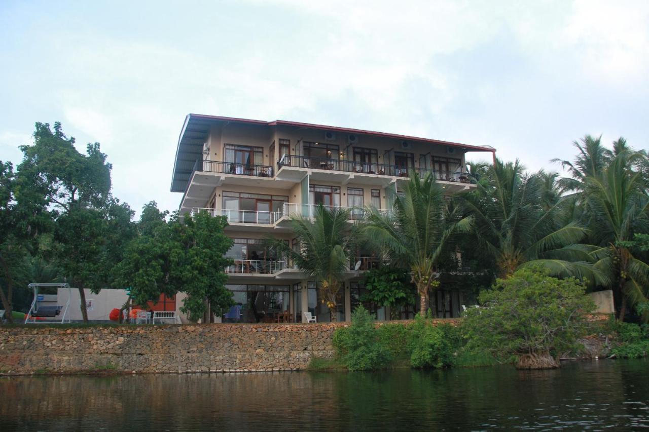 Sanu Lagoon Resort & Spa 坦加拉 外观 照片
