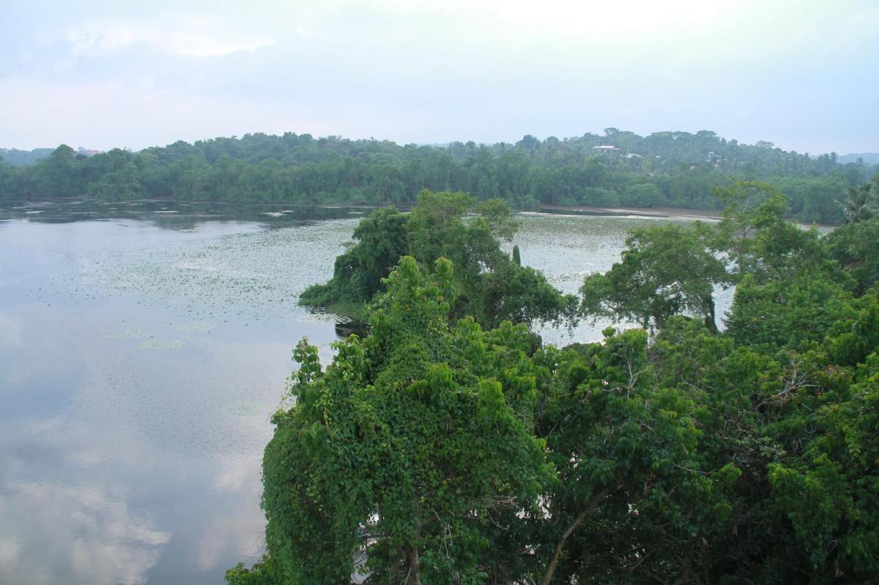 Sanu Lagoon Resort & Spa 坦加拉 外观 照片