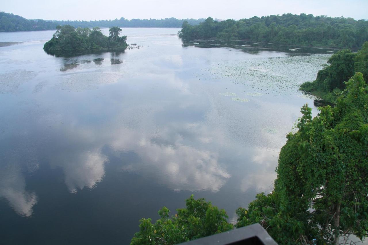 Sanu Lagoon Resort & Spa 坦加拉 外观 照片